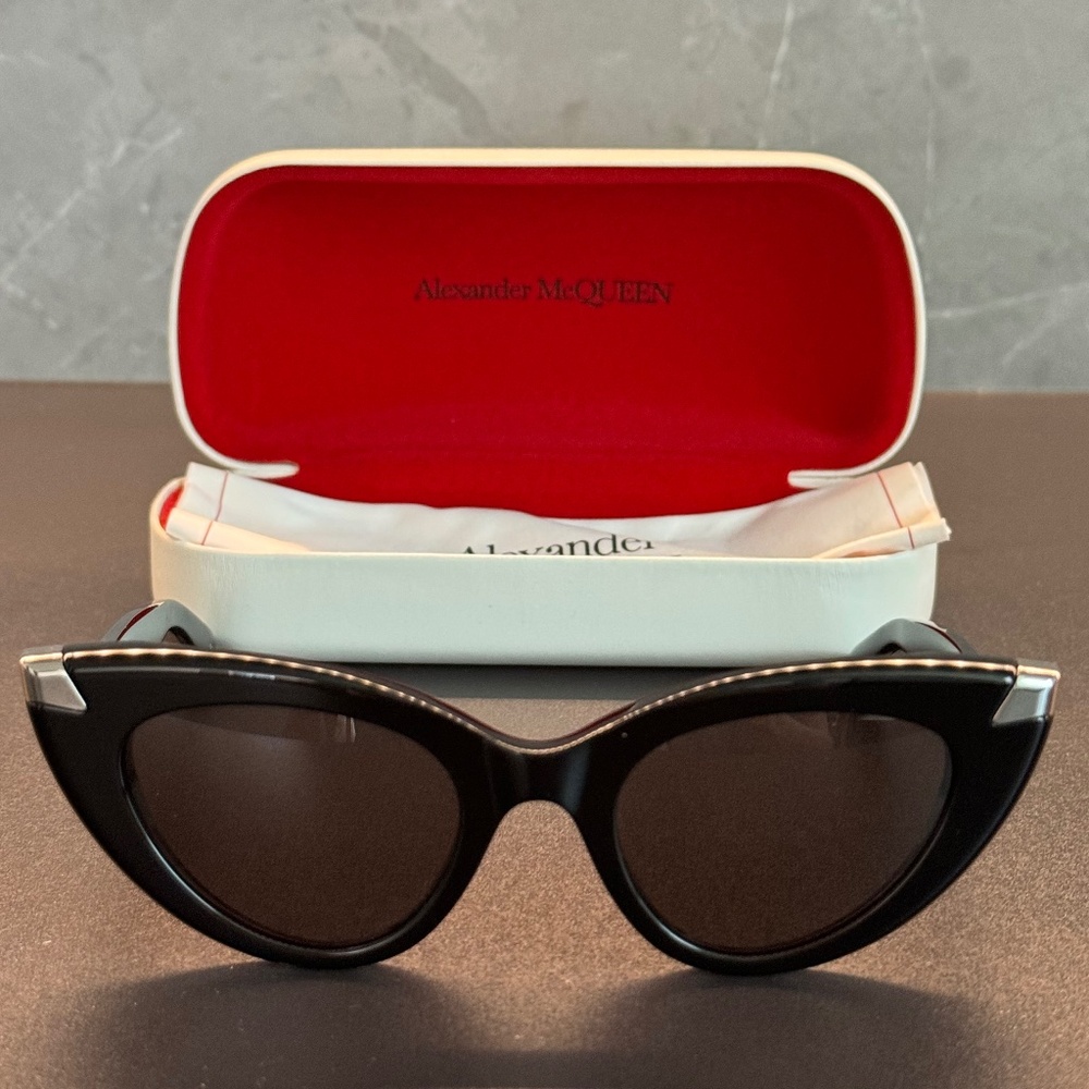 Alexande MCqueen sunglasses